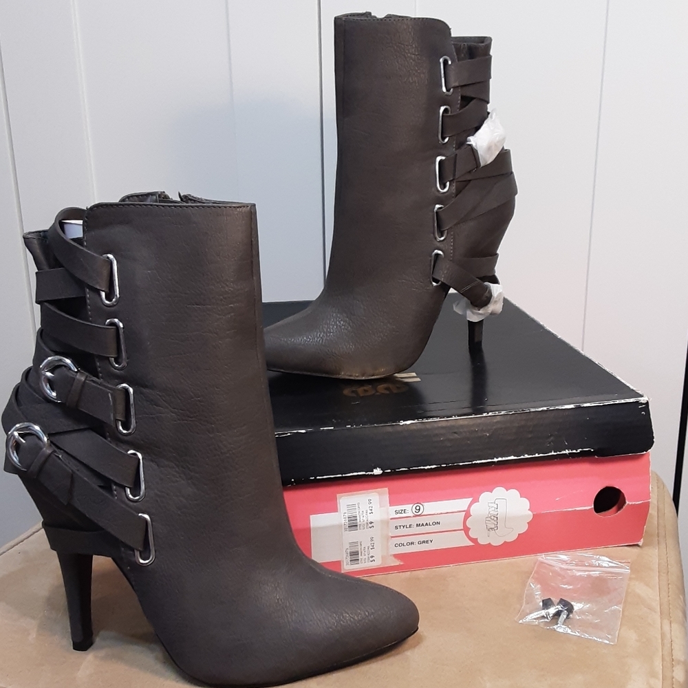Charlotte Russe Ankle boots
